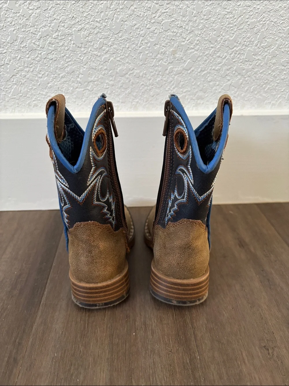 Twister Brown & Navy Toddler Western Boots with Blue Trim Size 4